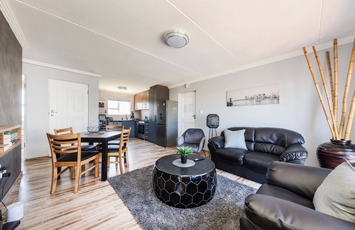 Big Bay Apartment | Designer 2 Bed Apartment - Big Bay Beach Club