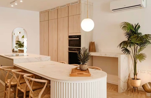 Sliema Condo | Designer 2 Bedroom Apartment, Prime & Luxury in Sliema