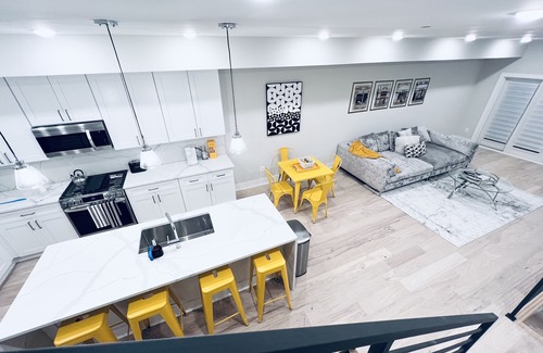 Trinidad Condo | Designer 3BDR Penthouse+Private Rooftop Monument View+Parking Free Cancellation
