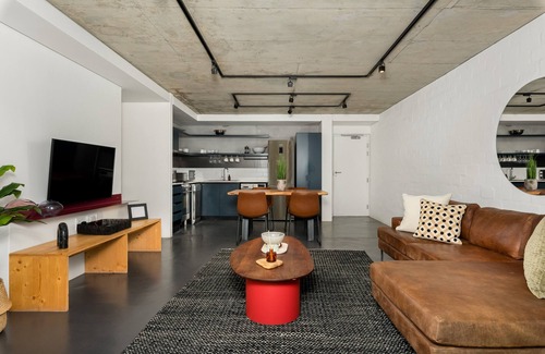 Schotsche Kloof Apartment | Designer Apartment at the Peak of Bo-Kaap | Pool