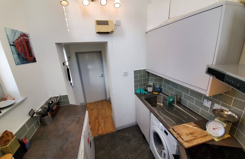 Oval Apartment | Designer Flat Opposite Oval Tube 10 min to Big Ben