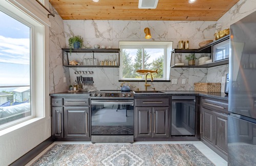 Shelter Cove House | Designer Home with Ocean View Hot Tub