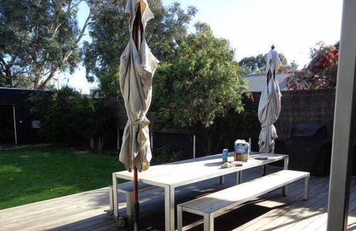 Inverloch House | Designer living close to beaches (now available for a 6/12mth rental)