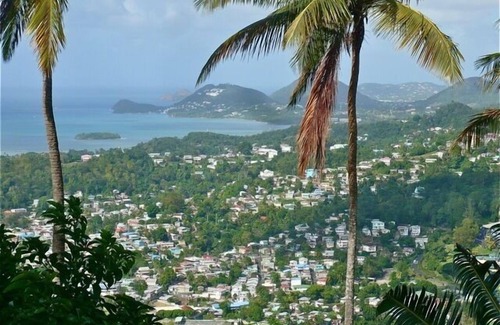 Rodney Bay House | DESIGNER TROPICAL VILLA