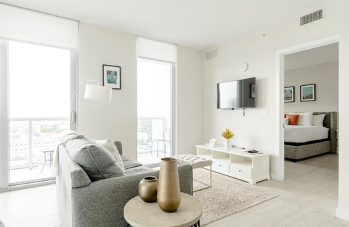 Northeast Miami Apartment | Desing district, great apartment