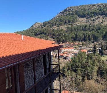 Dimitsana House | Despotikon Dimitsana Guest house - Ξενώνας Δεσποτικόν Αντωνόπουλου