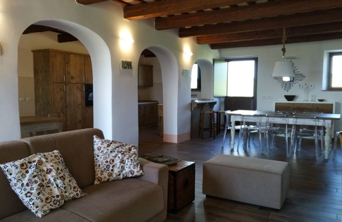 Santa Maria Nuova Villa | Destination Wedding Venues in Le Marche Italy