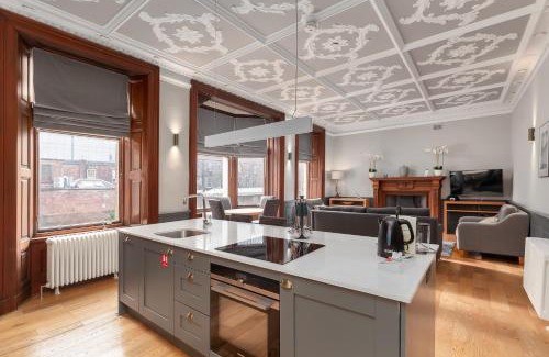 West End Apartment | Destiny Scotland - Distillers House