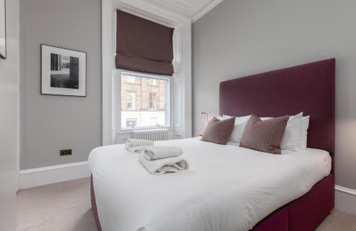 West End Apartment | Destiny Scotland - Distillers House