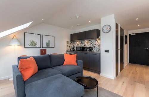 Old Town Apartment | Destiny Scotland Market Street Apartments