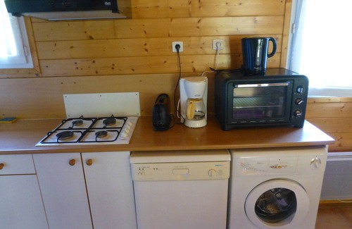 Le Martinet Cottage | Detached Cévennes chalet, Swimming pool, Quiet, large garden, Many activities.