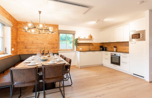 Donnersbachwald Ski Chalet | Detached chalet with Finnish sauna