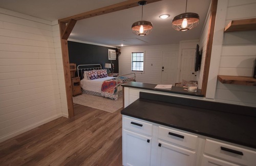 Shreveport House | Detached Cottage In A Rural Woodsy Neighborhood.