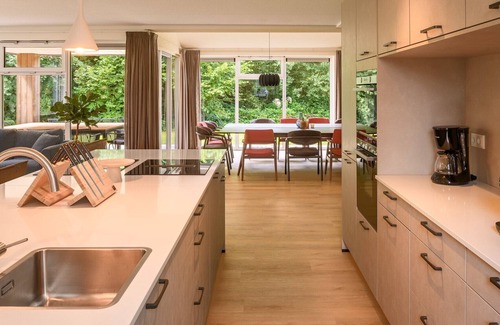 Gasselte House | Detached group accommodation for up to 14 people