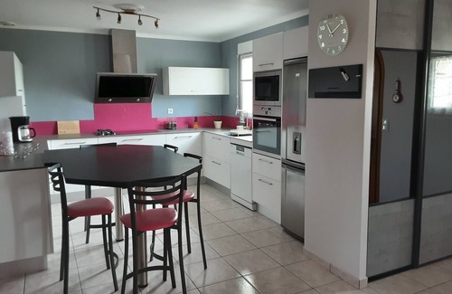 Ploeuc-l'Hermitage House | Detached house between sea and countryside