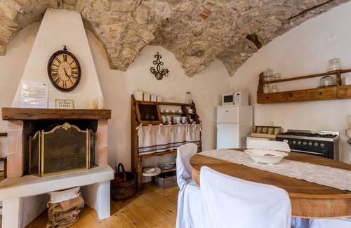 Roe Volciano House | Detached house, charming, romantic and quiet a few steps from Salo '