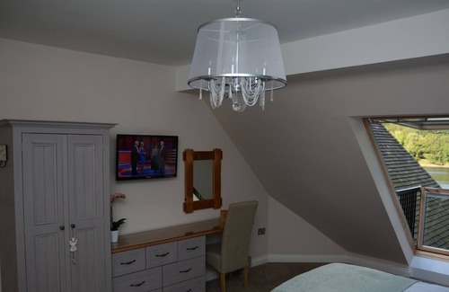 Horton House | Detached House Directly on Rudyard Lake, Staffordshire Moorlands