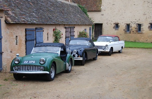 Saint-Celerin Cottage | Detached house, quiet location, swimming pool, fishing, sleeps 8