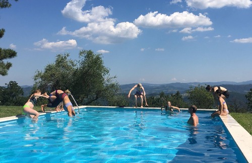 Sasso Marconi House | Detached house with park and pool overlooking the Tuscan-Emilian Apennines
