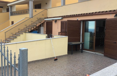 San Lorenzo House | detached house with sea view and large outdoor area