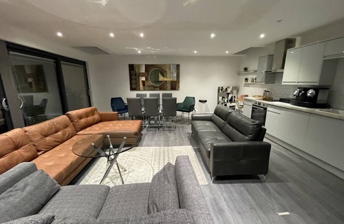 Islington House | Detached Luxury House in the Hart of Islington