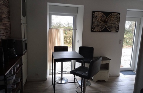 Pleyben House | Detached room in the countryside, access close to N164