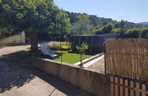 Saint-Hilaire House | Detached villa