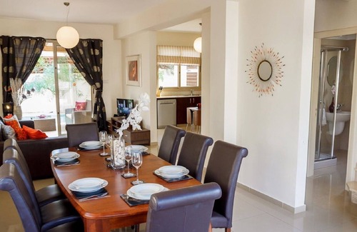 Pernera House | Detached Villa with Private Pool, close to great Beaches, Bars and Restaurants.