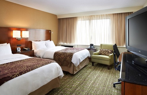 Livonia Hotel | Detroit Marriott Livonia