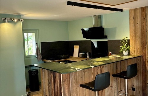 Montfort-l'Amaury House | Deux Chambres Dans une Charmante Chaumière/tennis/piscine
