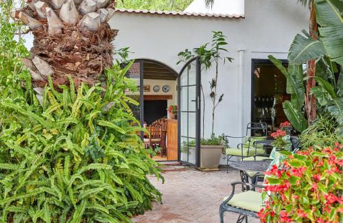 Stellenbosch House | Deux Frères Wine Estate & Luxury Villas