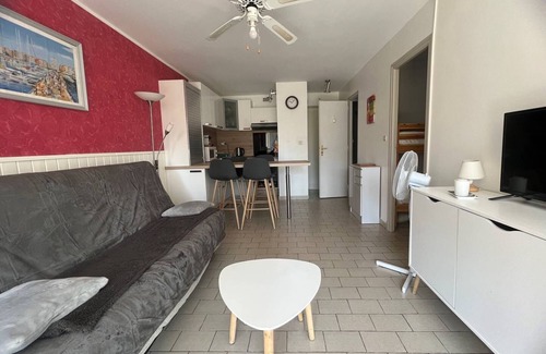 Cap d'Agde Apartment | DEUX PIECES EN REZ DE CHAUSSEE A DEUX PAS DE LA PLAGE DU MOLE
