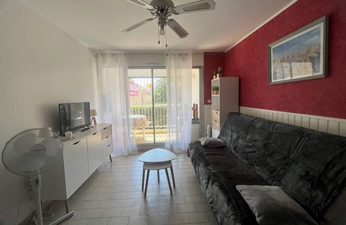 Cap d'Agde Apartment | DEUX PIECES EN REZ DE CHAUSSEE A DEUX PAS DE LA PLAGE DU MOLE
