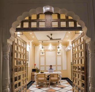 Bani Park Hotel | Dev Mahal - A Boutique Heritage Hotel