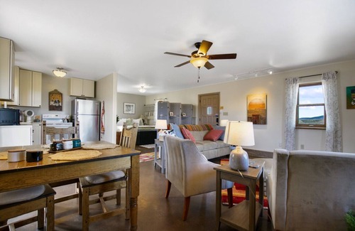 Ranchos De Taos House | Devine Casita - Stunning 360 Views! Dogs OK - Sweet Casita <1 mile to Trails