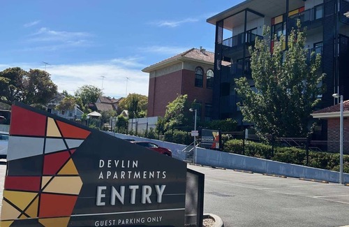 Geelong Apartment | Devlin 103 Luxe Apartment, Geelong