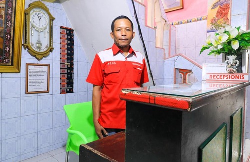 Bungurasih House | Dharmawati Homestay Syariah at Terminal Purabaya