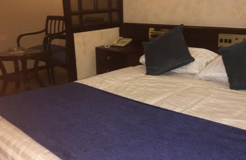 Maadi Hotel | Diamond Hotel cruise boat