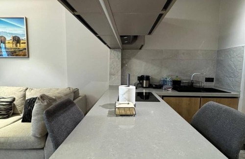 Cantonments Apartment | Diamond in The City, One-Bedroom Apartment