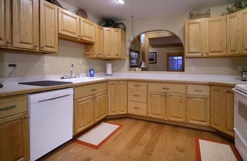 Gunnison House | Diamond On The River/3000 Sq. Ft Home W/2 Acres Right on the Gunnison River!