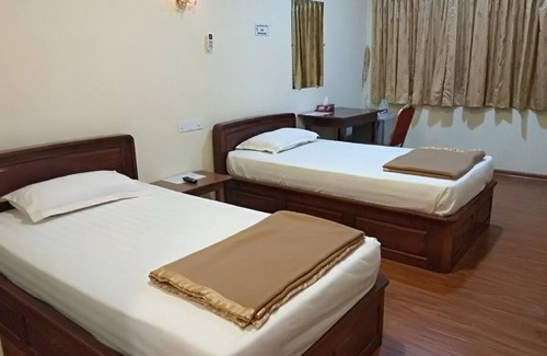 Kyaukpadaung Hotel | Diamond Popa Hotel