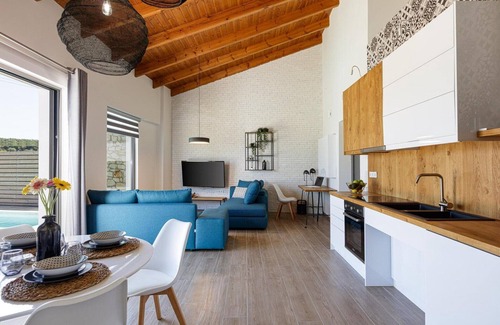 Linoperamata Villa | Diamond Villa with swimming pool