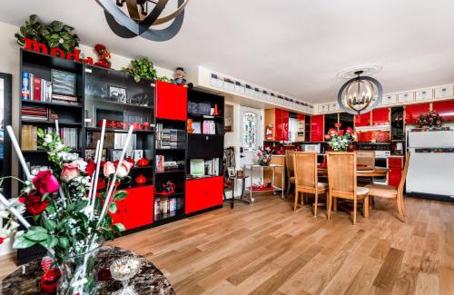 Knight Bed & Breakfast | Diana's Luxury Bed and Breakfast