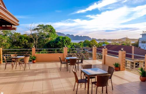 Coron Town Proper Hotel | Dianna’s Inn