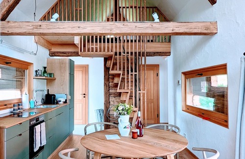 Stainz Ski Chalet | dieKELLERSTÖCKL - typical styrian chalet in the Schilcher wine region