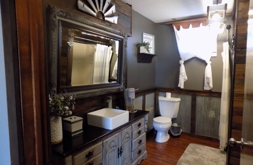 Dighton Hotel | Dighton Inn