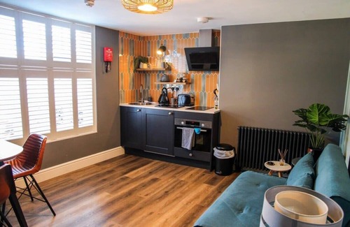 Fernhill Heath Apartment | Diglis Basin Apartment