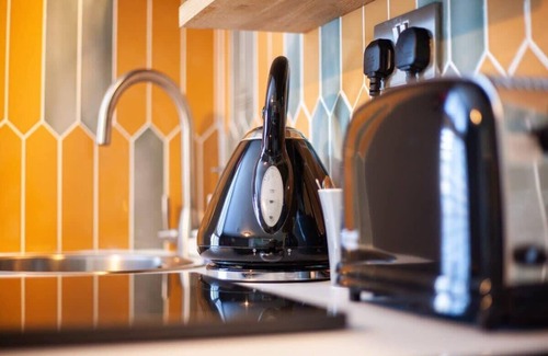 Fernhill Heath Apartment | Diglis Basin Apartment