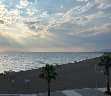 Dikili Apartment | Dikili Sahilde Denize Sıfır Daire