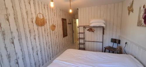 Chiny Hotel | Dikke Vriend , herberg & taverne